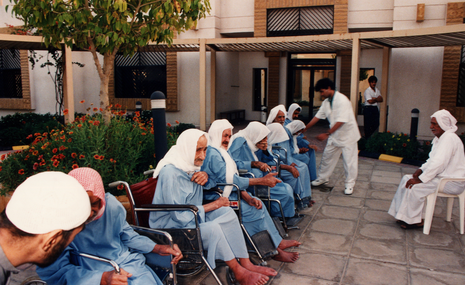 دار المسنين