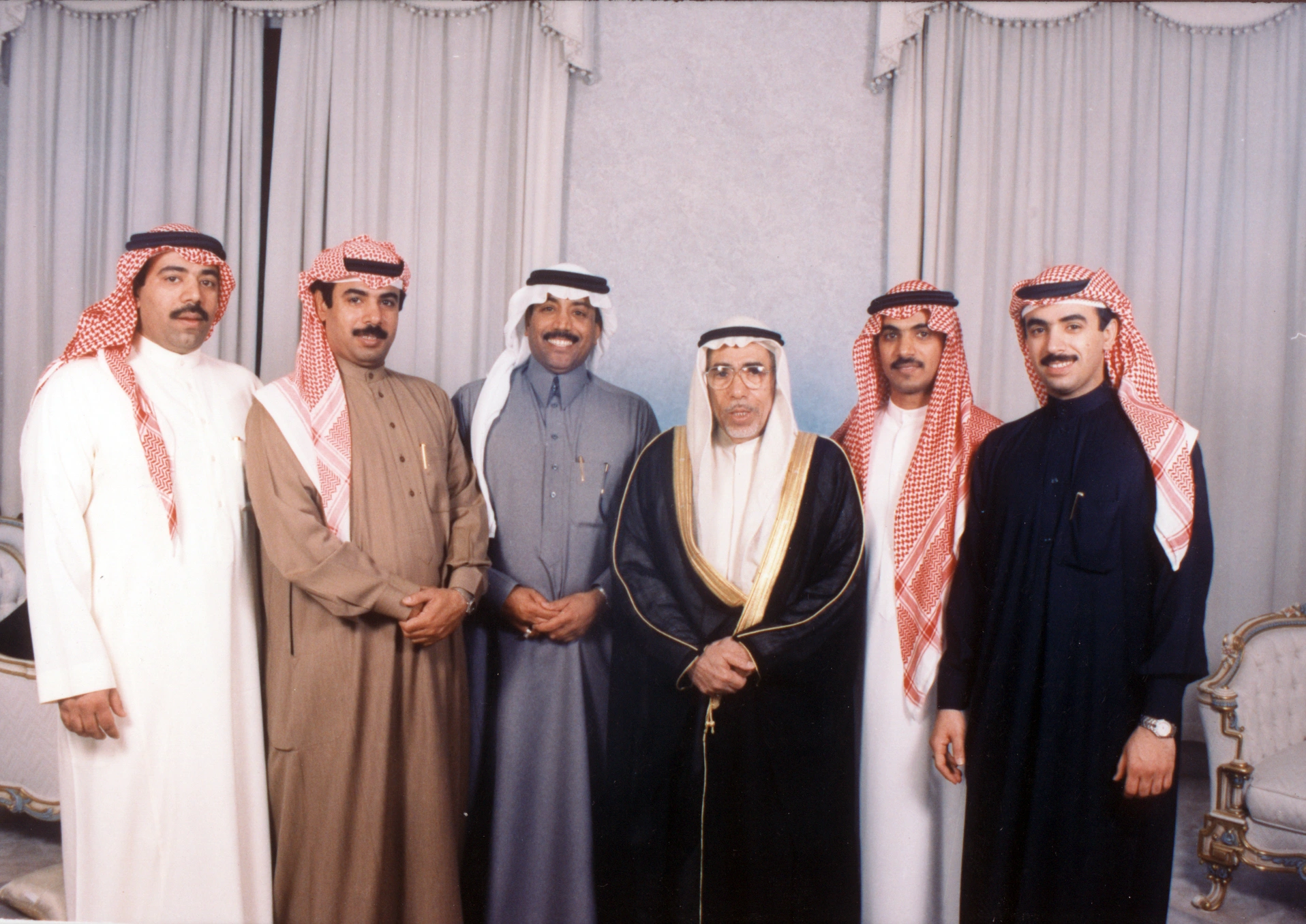 السيرة الذاتية